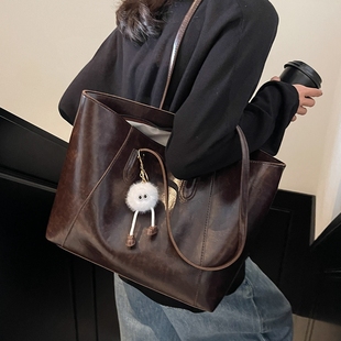 复古大容量包包女2025新款高级质感百搭单肩包学生上课通勤托特包