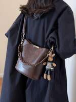 Retro niche design bag for ladies 2026 new high-end texture versatile crossbody bag, best-selling hand-held bucket bag thumbnail 6