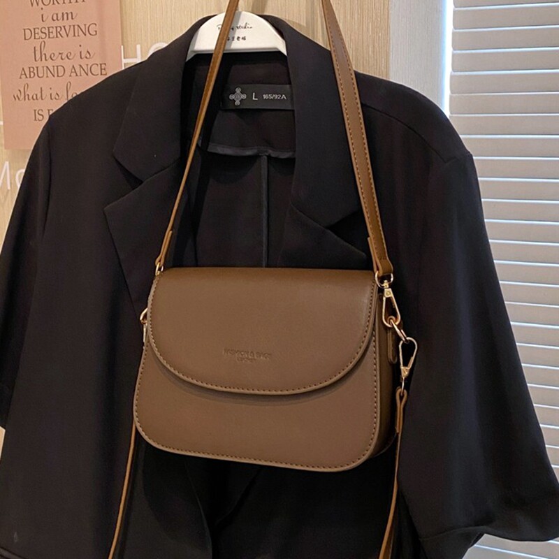 今年流行包包女2025新款秋冬复古质感单肩包高级感洋气斜挎小方包,箱包皮具/热销女包/男包,通用款女包,淘宝优惠券,粉丝福利购,淘宝优惠卷
