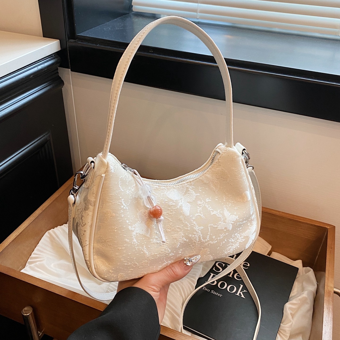 新中式国风刺绣包包女2025新款时尚单肩斜挎腋下包上班通勤小拎包,箱包皮具/热销女包/男包,通用款女包,淘宝优惠券,粉丝福利购,淘宝优惠卷