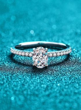 s925纯银女鸽子蛋求婚钻戒异形鸽子蛋形莫桑石戒指