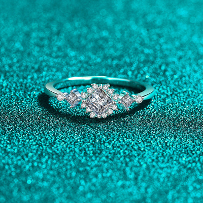 S925纯银莫桑石戒指女正方几何高级设计感清冷感轻奢送女友