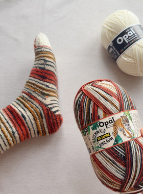opal毛线中粗羊毛线花线手编老虎袜子线编织材料包织袜子图解教程