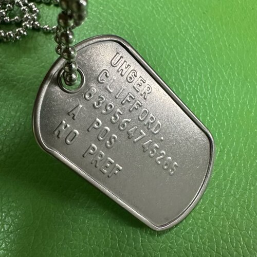 冲压硬核质感 UNGER拔叔狗牌死亡搁浅周边金属信息识别牌凸版定制