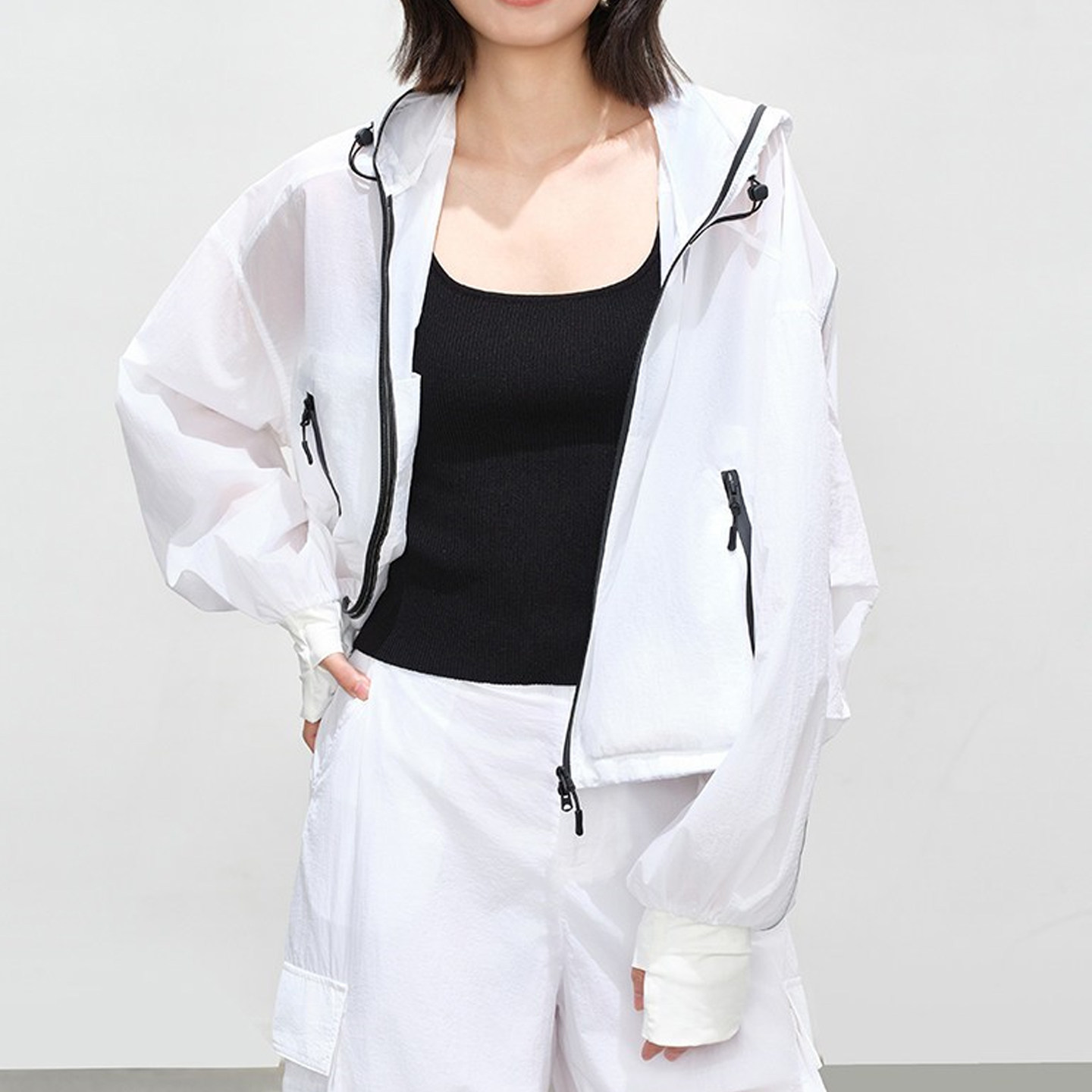 【佧西】机能风连帽防晒外套女轻薄宽松短款拉链夹克K04BWW2018