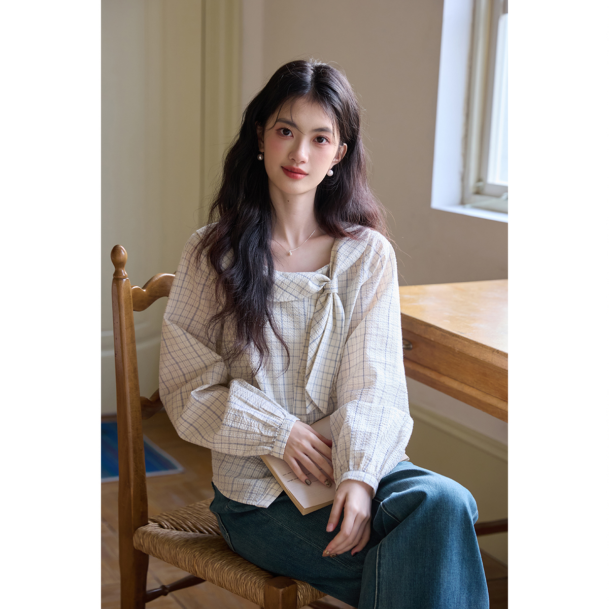 弥古法式格子不规则衬衫长袖上衣女2025新款秋冬内搭宽松打底衬衣