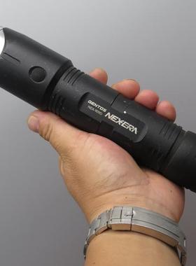 二手日本GENTOS LED手电筒NEX-909D 600LM不调焦 使用6个5号电池