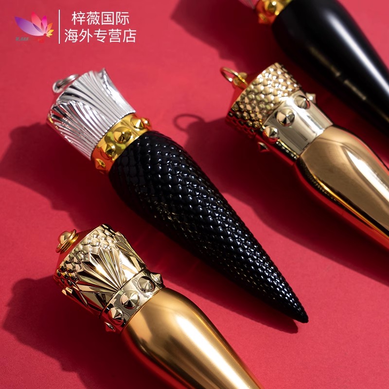 ChristianLoubout路铂廷in口红