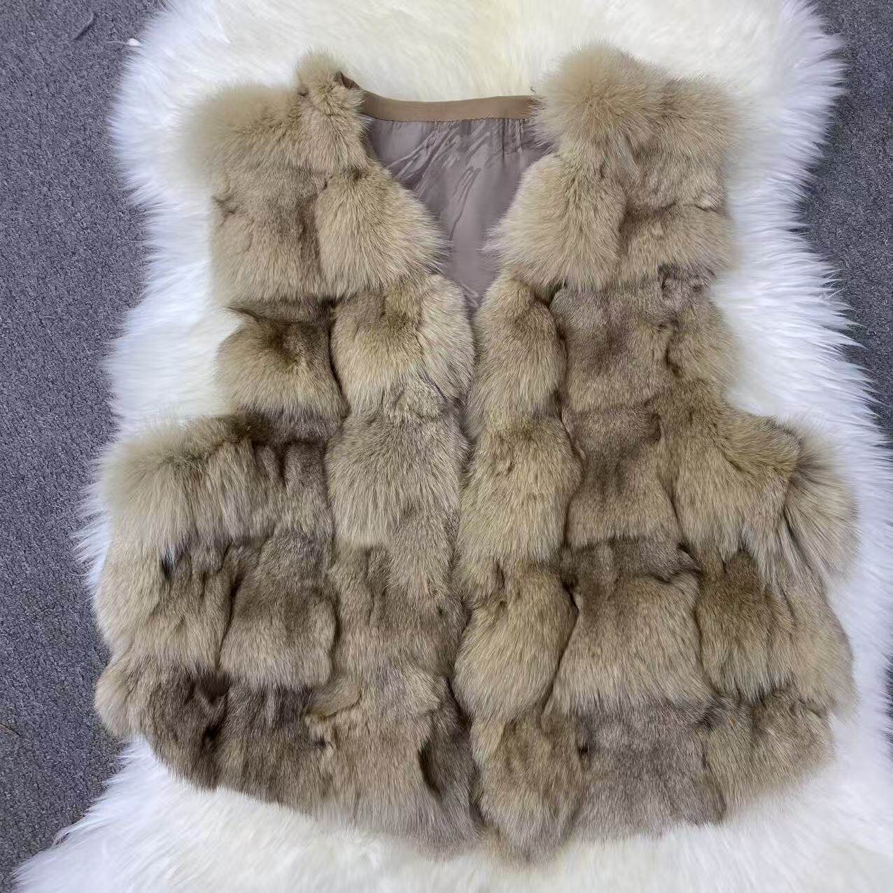 真狐狸马甲皮草秋冬新款狐狸毛皮草女短款显瘦真毛背心马夹坎肩