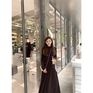 珍珍家 半身裙套组韩系温柔两件套 柔软高弹松弛感半高领打底长款