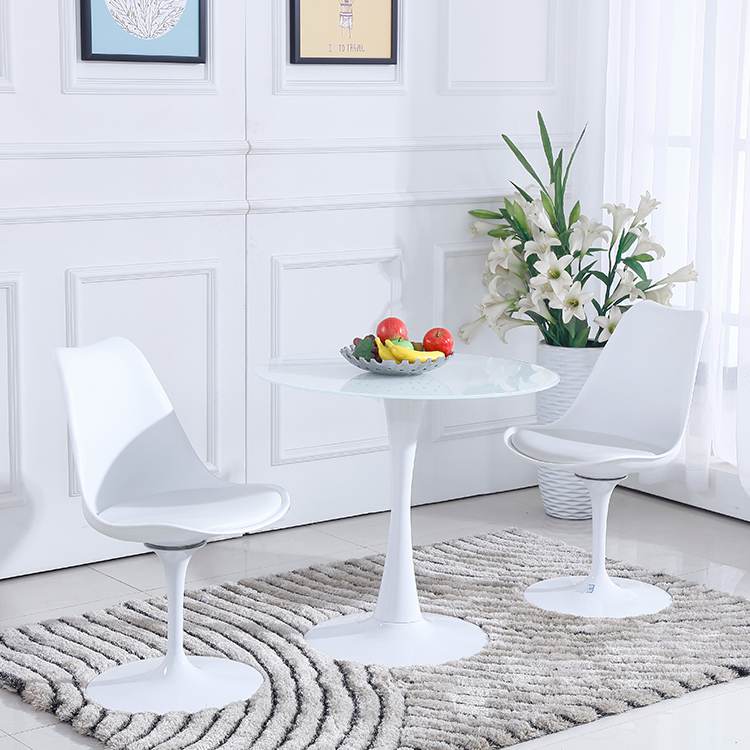 郁金香商务售楼处设计北欧风圆桌