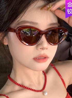 复古猫眼条纹太阳镜2025新款墨镜