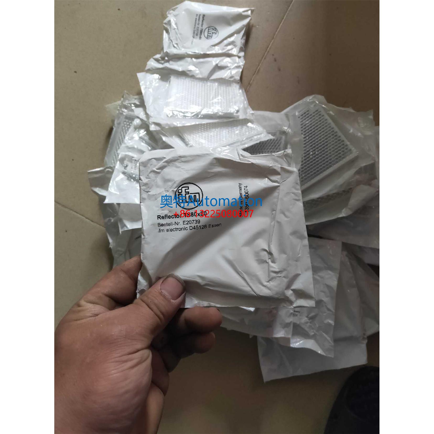 易福门IFM反光板 全新原装TS80+80/E20739 现货议价$