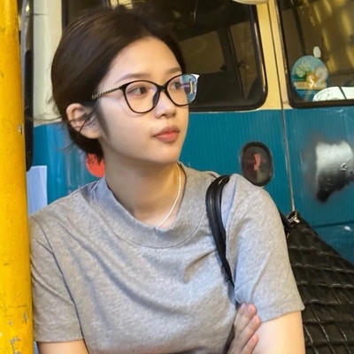 素颜出镜满分小猫眼编织链镜腿防蓝光平光镜加近视三角黑粗框架女