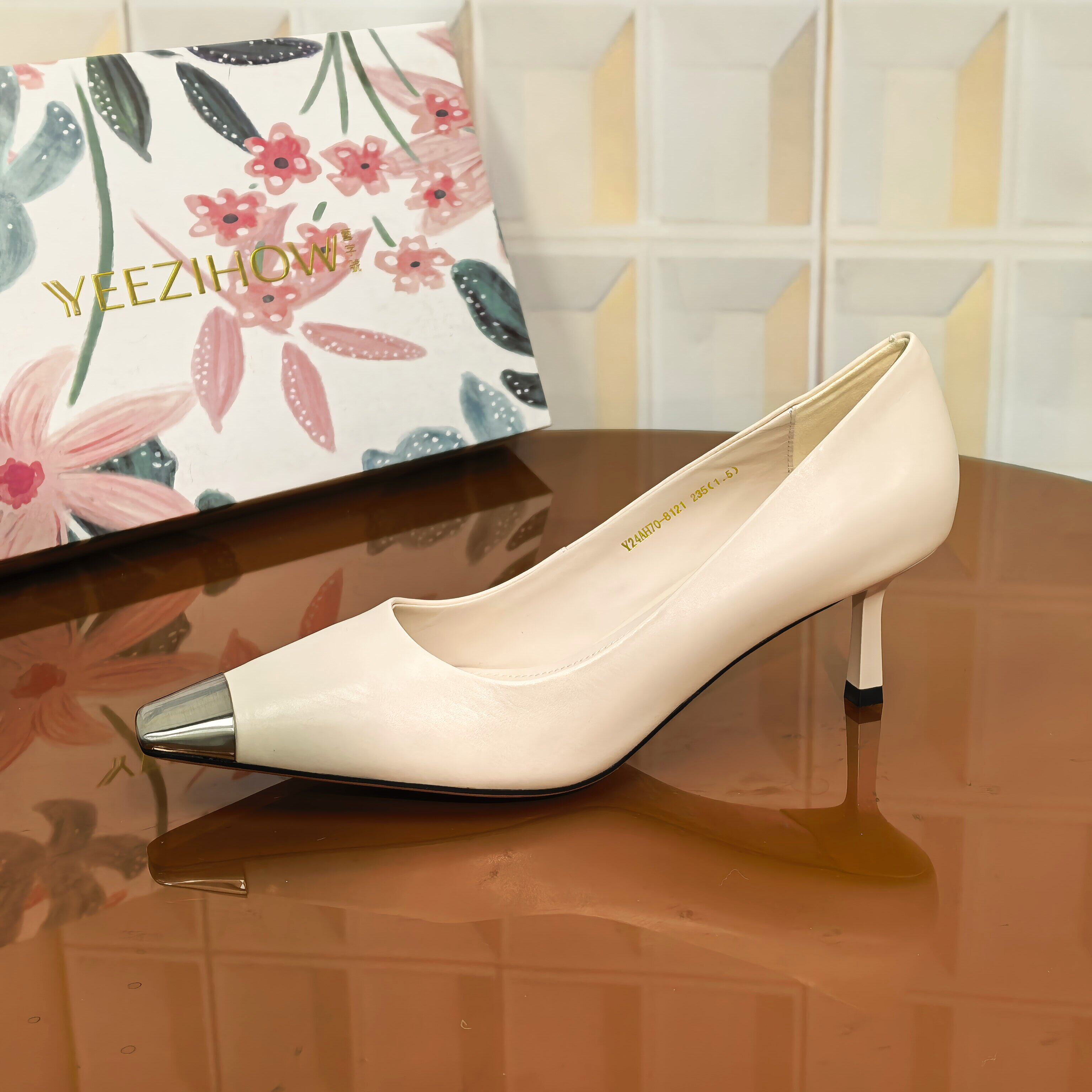 8121/4CM胎牛皮断码撤柜清仓处理女士高跟鞋尖头时尚细跟百搭春季