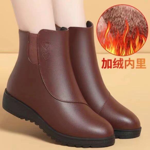 PLOVER妈妈靴子女冬季平跟短靴软皮棉鞋加绒保暖中老年雪地棉靴