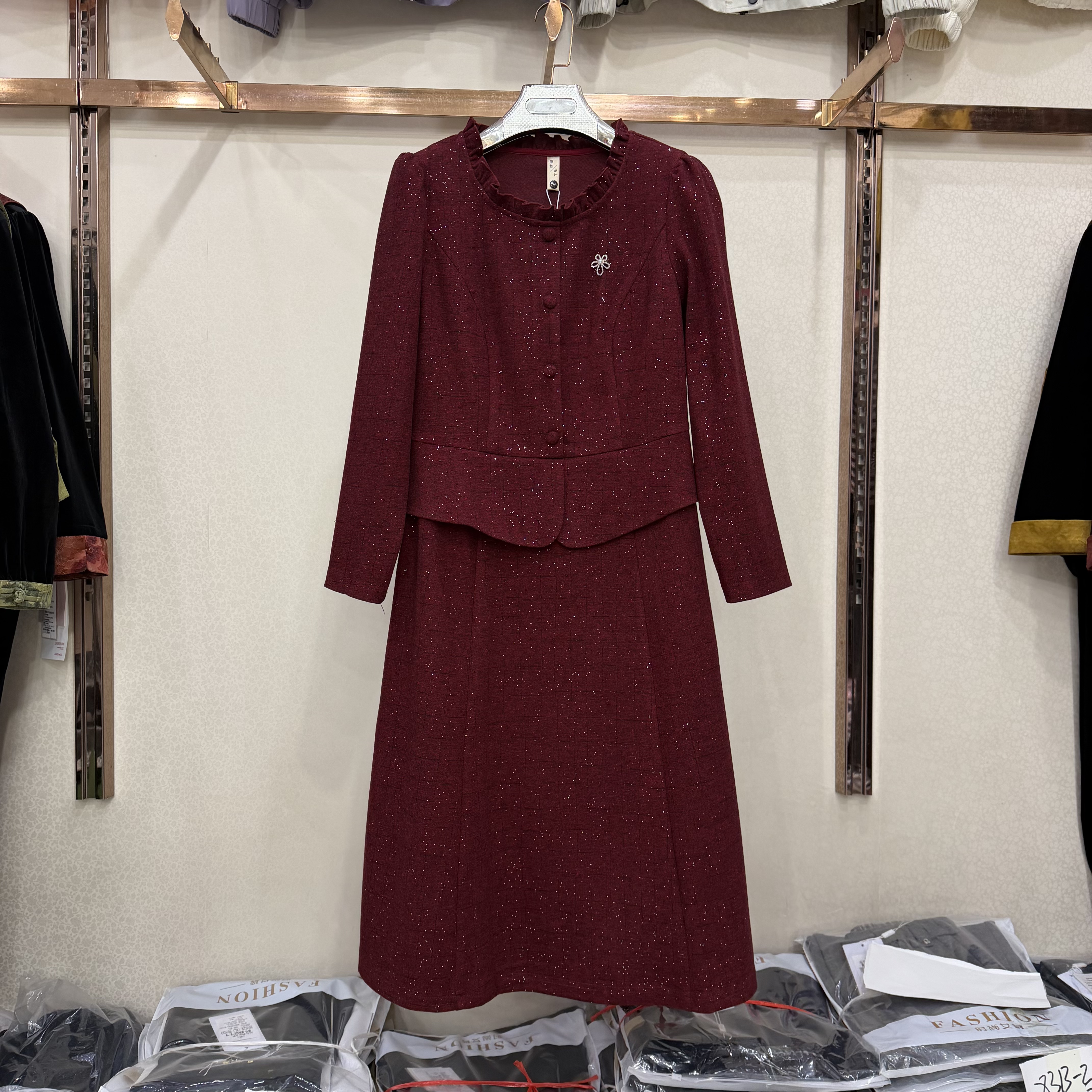 金点26B-602喜婆婆假两件连衣裙女秋季木耳边亮丝长袖喜庆礼服裙