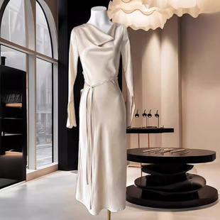 新品高端醋酸气质款荡领马蹄袖口设计感缎面收腰优雅气质连衣裙