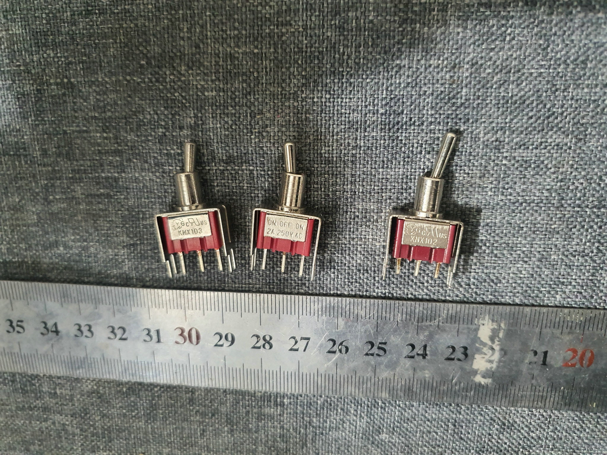上海阳刚钮子开关 KNX102/103 KNY202 三脚三档  摇臂开关