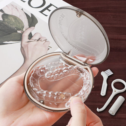 出门携带方便保持器收纳盒