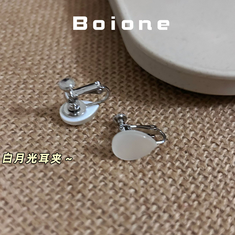 【实拍】纯欲白月光清水泪滴耳夹