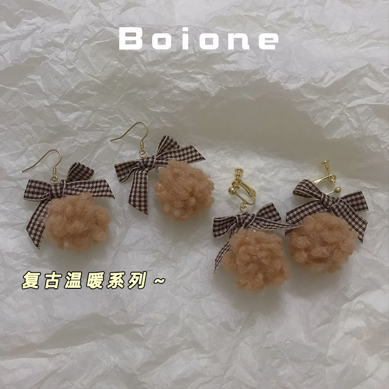 boione秋冬新款复古格子蝴蝶结毛球耳环长款耳坠温柔气质耳饰耳夹