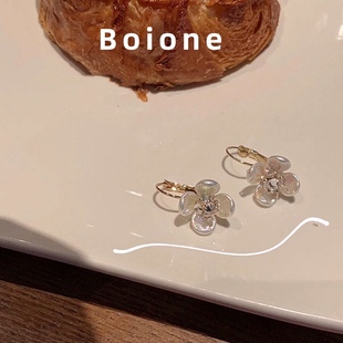 boione海岛三亚泰国海南度假风白色贝壳花朵耳环甜美仙女海边耳饰