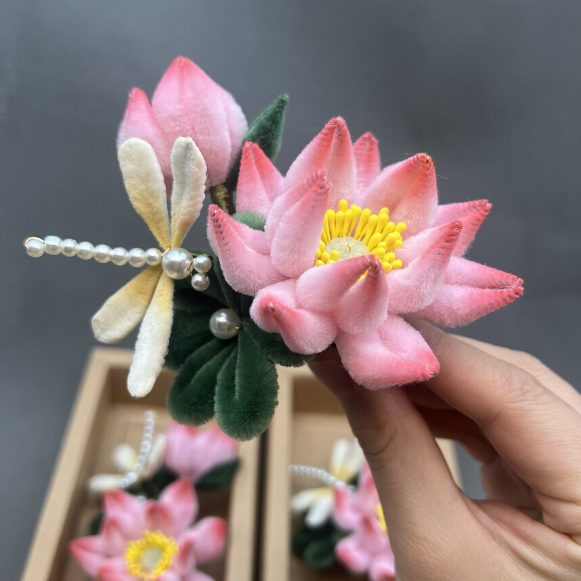 手工仿绒花发簪发夹汉服古风配饰现货包邮发钗发夹仿非遗绒花荷花,饰品/流行首饰/时尚饰品新,发饰,淘宝优惠券,粉丝福利购,淘宝优惠卷