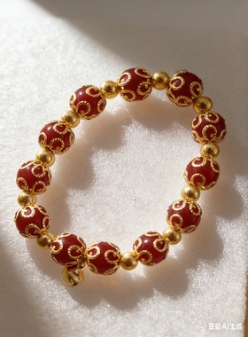 优雅珍珠手链：点亮你独特魅力的精致饰品