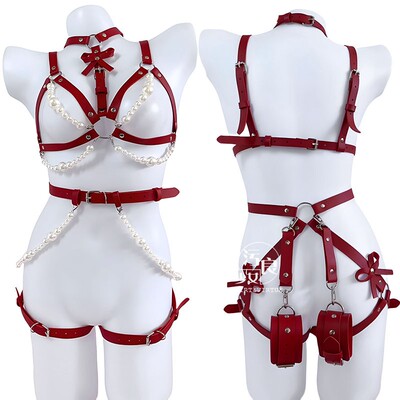 SexylingerieLeatherBrasstrap