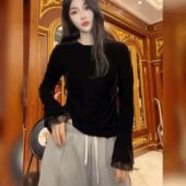 长袖 小众气质T恤女 打底衫 法式 黑色圆领上衣金丝绒拼蕾丝边喇叭袖