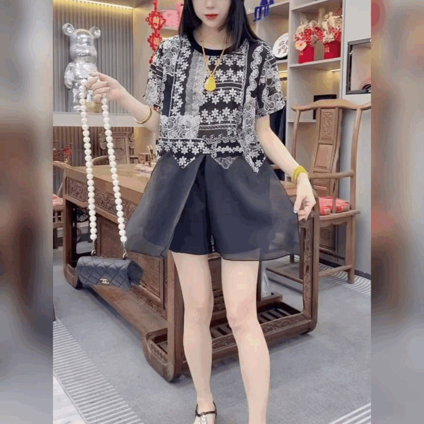 碎花雪纺网纱短袖t恤女设计感打底衫黑色中长款圆领开叉法式上衣