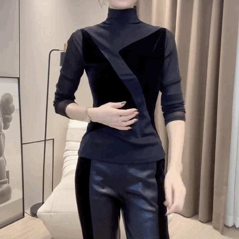 高领黑色金丝绒内搭上衣