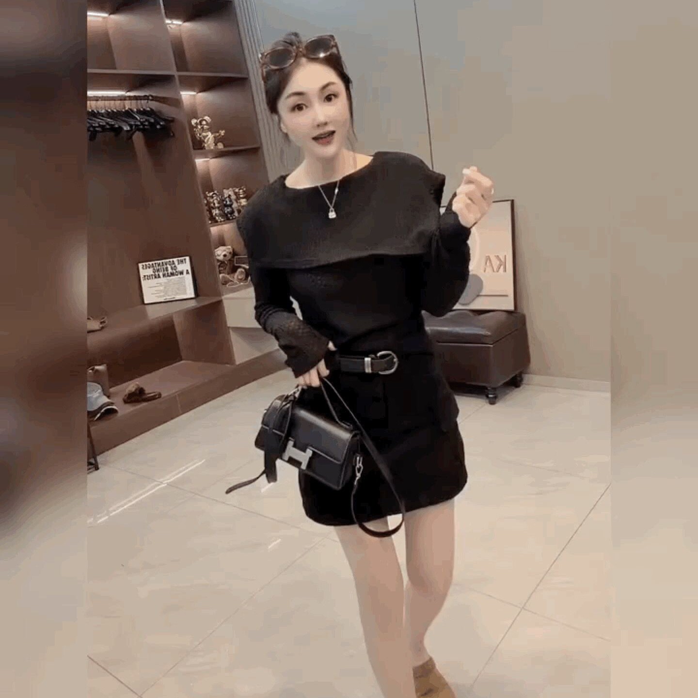 斗篷肩长袖蕾丝T恤小衫女设计感洋气小众打底衫法式圆领黑色上衣