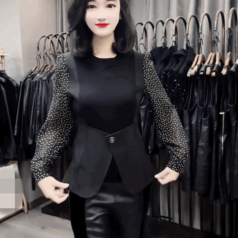 法式长袖T恤衬衫女圆领黑色上衣气质西装扣修身马甲假两件打底衫