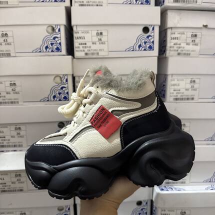 7cm大棉撤柜断码厚底真毛真皮老爹鞋女冬季加绒保暖防雪棉鞋增高