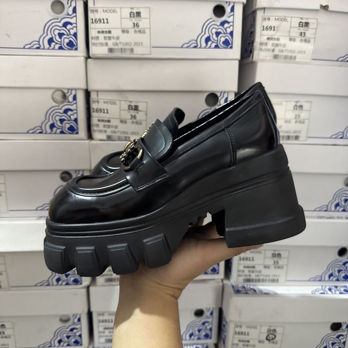 6cm超轻品牌撤柜断码厚底粗跟真皮乐福鞋女春秋增高小个子皮鞋女