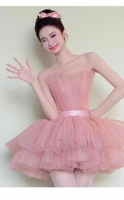 粉色轻婚纱2026新款法式公主风气质显瘦抹胸拖尾晚礼服裙女春夏款