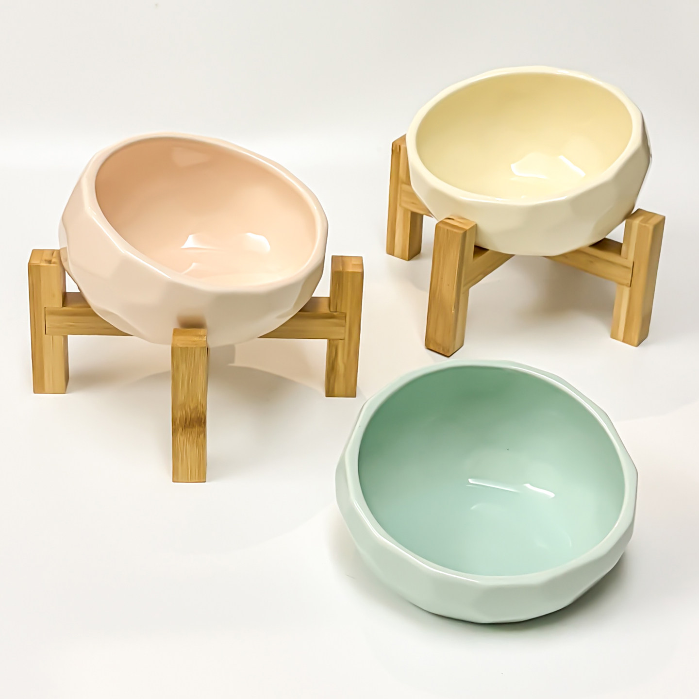 陶瓷宠物猫狗碗600ml斜口碗带木架增高护颈防打翻减少黑下巴水碗,宠物/宠物食品及用品,猫狗碗/慢食碗,淘宝优惠券,粉丝福利购,淘宝优惠卷