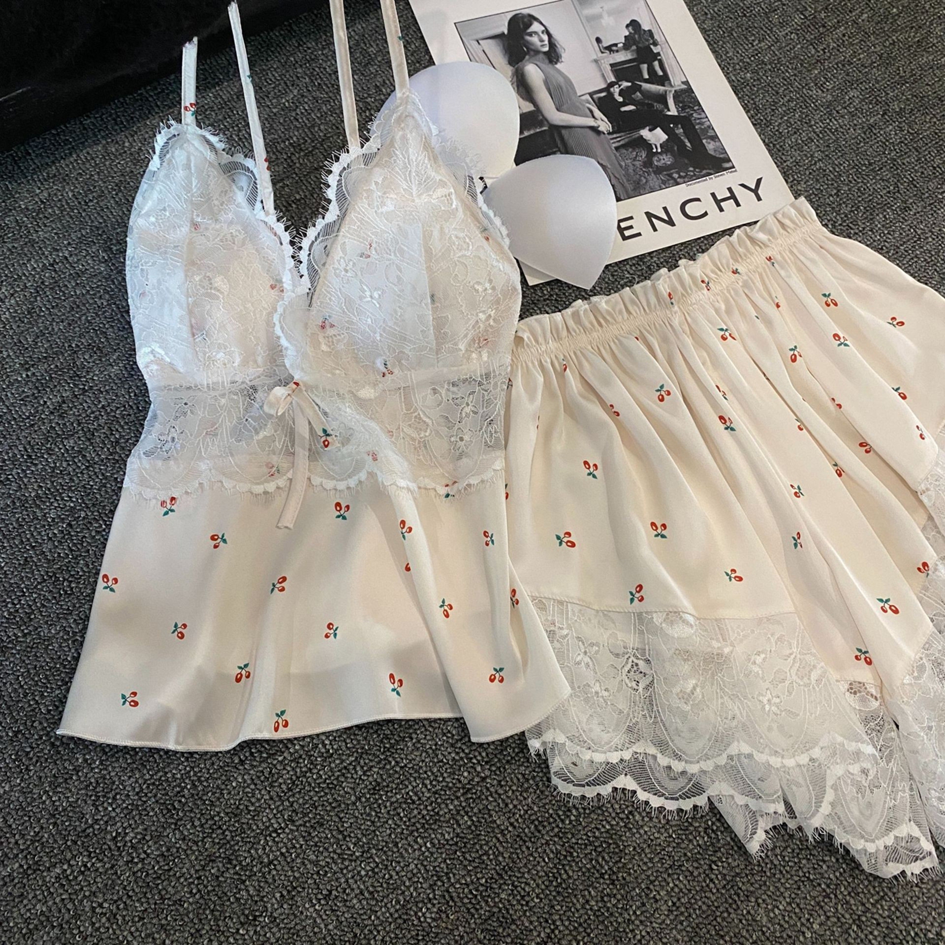 冰丝纯欲吊带短裤家居服套装女