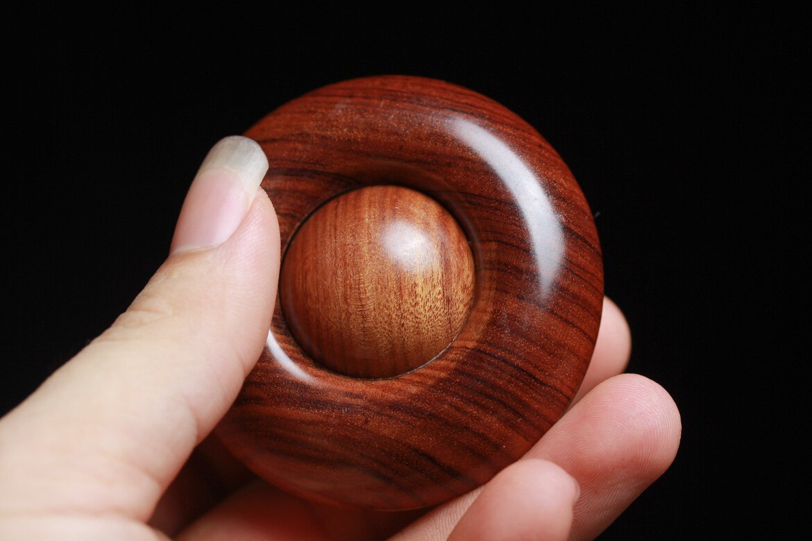 정통 황화리 전송 비즈 핸드 피스 샌들우드 SHILAI 핸드볼 60MM 비즈 남성용 디스크 장난감 재생