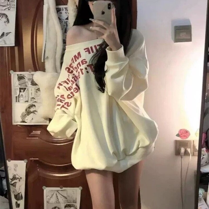 宽松大码2026美式斜肩字母印花春秋季小众设计感辣妹长袖卫衣女装
