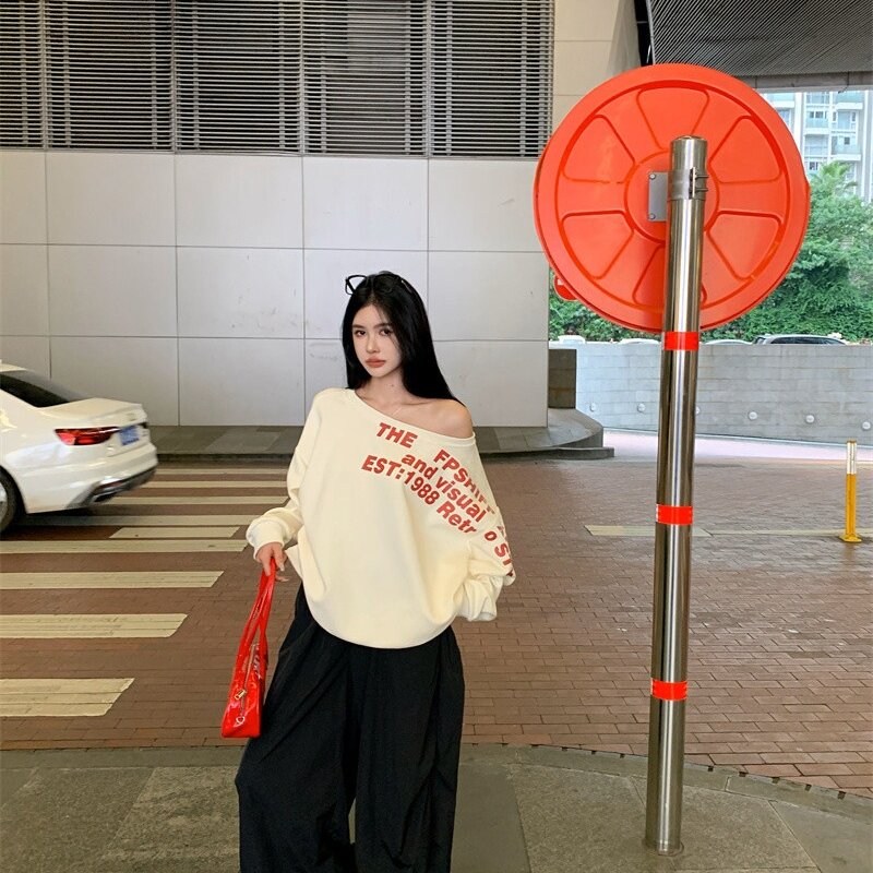 美式复古春秋季字母印花斜肩长袖卫衣女宽松套头oversize露肩上衣
