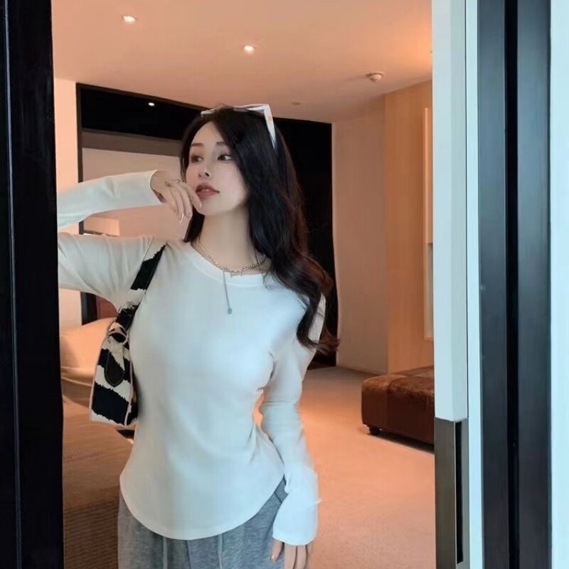 法式纯色圆领正肩长袖t恤秋冬季德绒打底衫女修身显瘦内搭上衣ins