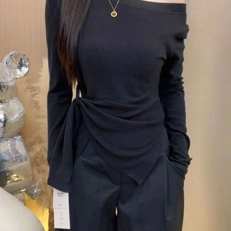 美拉德不规则长袖T恤女秋季2026新款漂亮mm收腰露肩斜领上衣ins潮