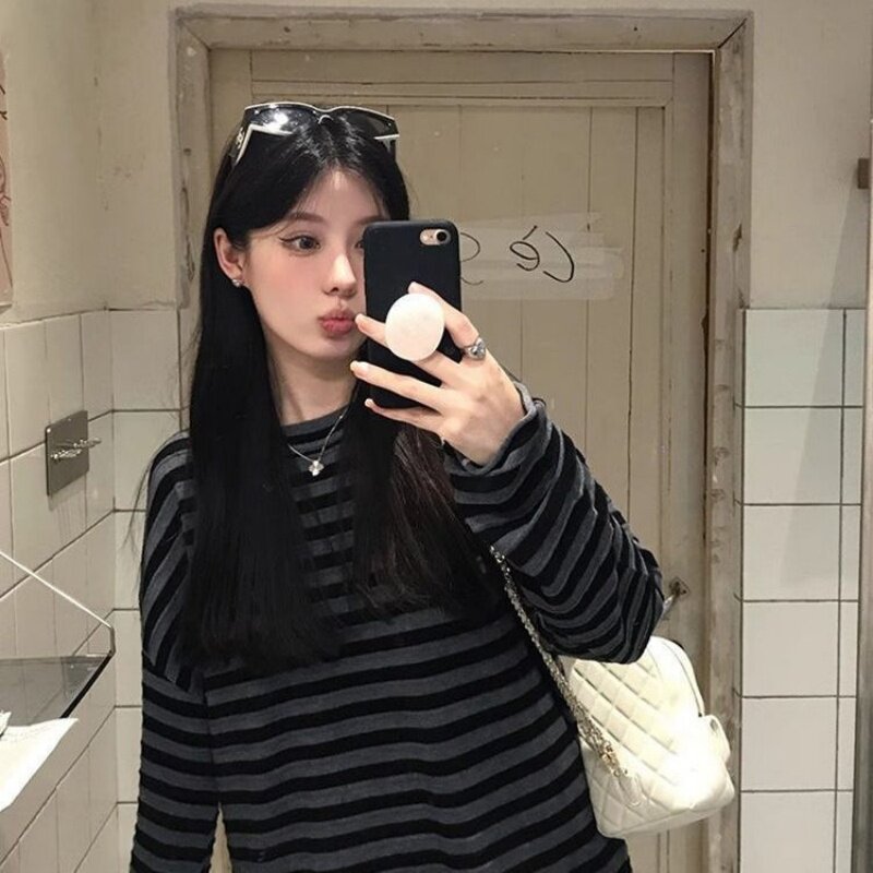 2026春秋新款韩系撞色条纹长袖t恤女松弛感慵懒风宽松显瘦上衣ins
