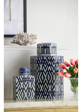 青花瓷样板房新中式纹样玄关摆件