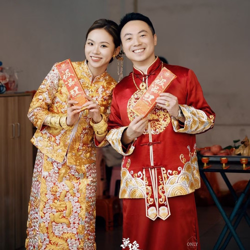 小褂皇龙凤褂出租手工中式结婚新娘龙凤裙褂礼服秀禾婚服嫁衣租赁