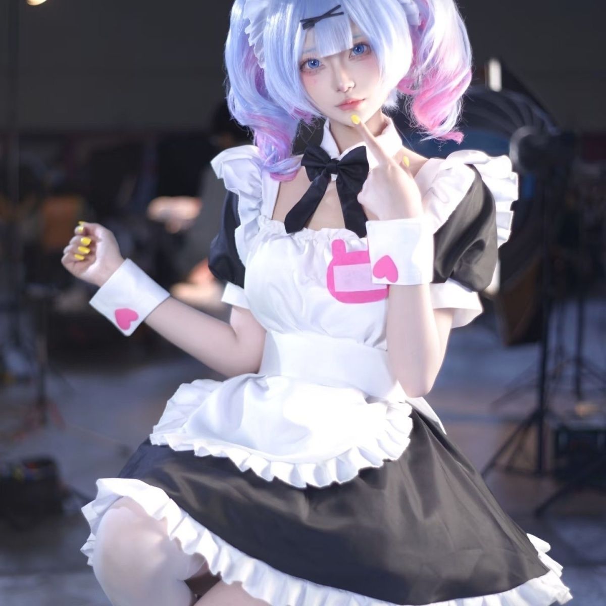 初音兔子洞cos女仆装