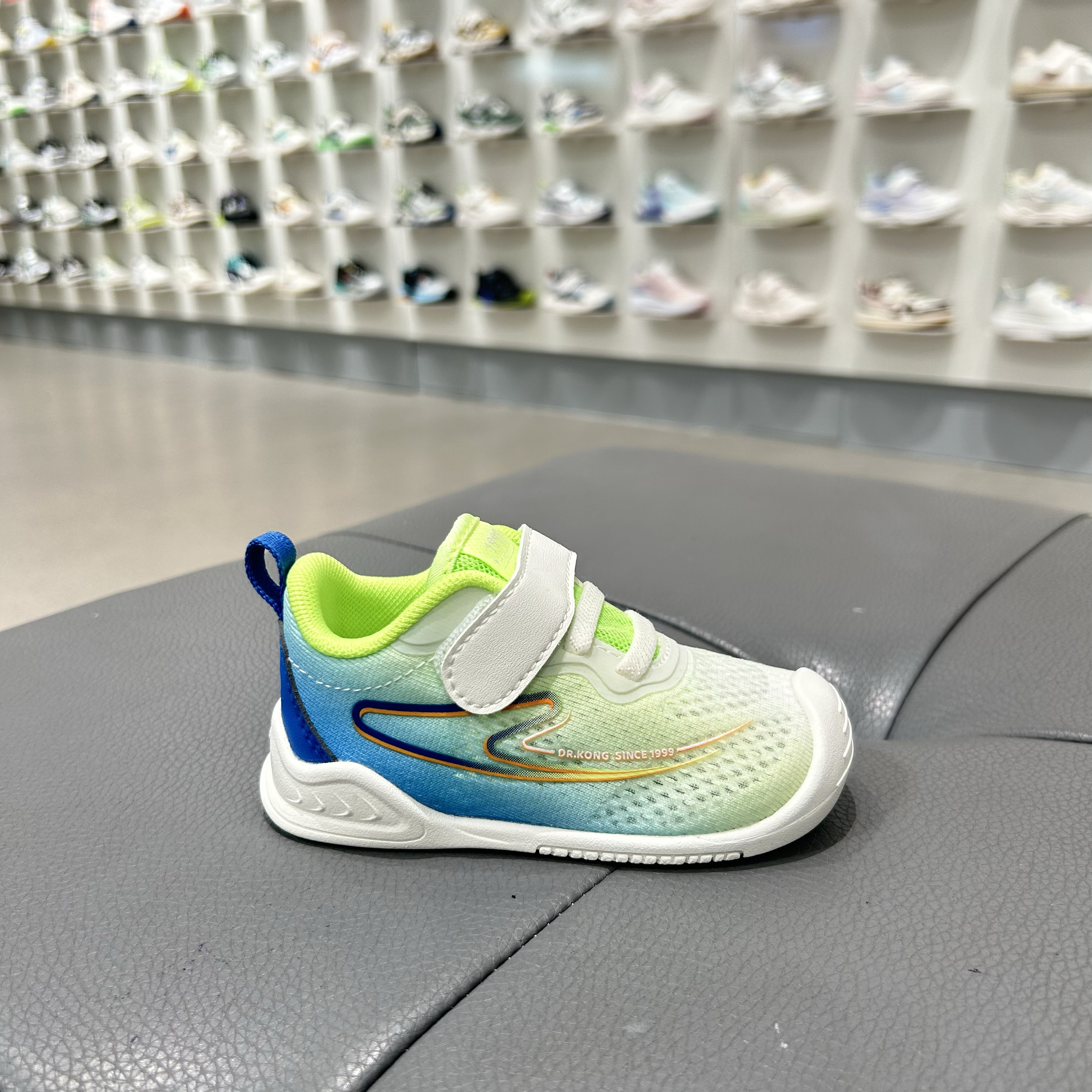 江博士专柜正品2025春季男童一段网面透气软底步前鞋1B13A1001KM0